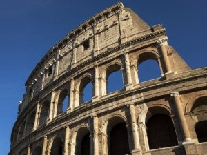 Colosseum cast stone use